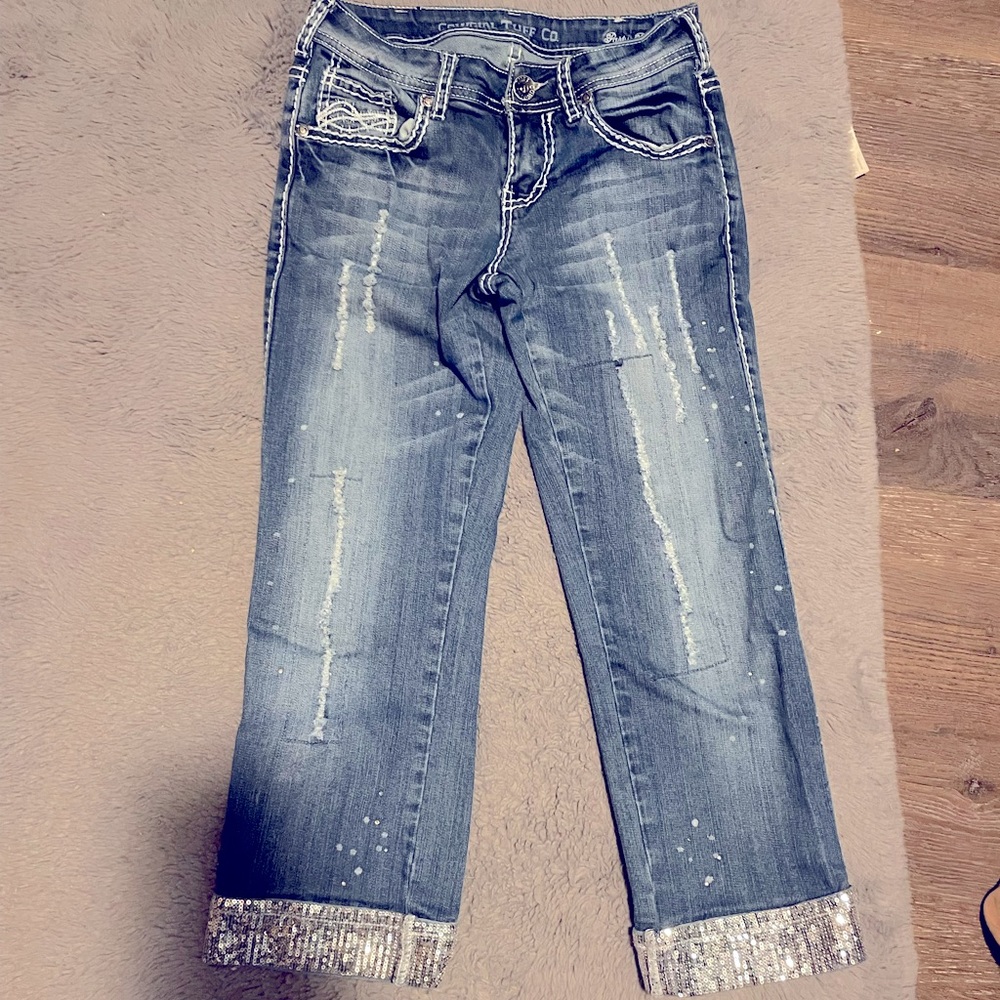 Cowgirl Tuff “party rock” capri jeans